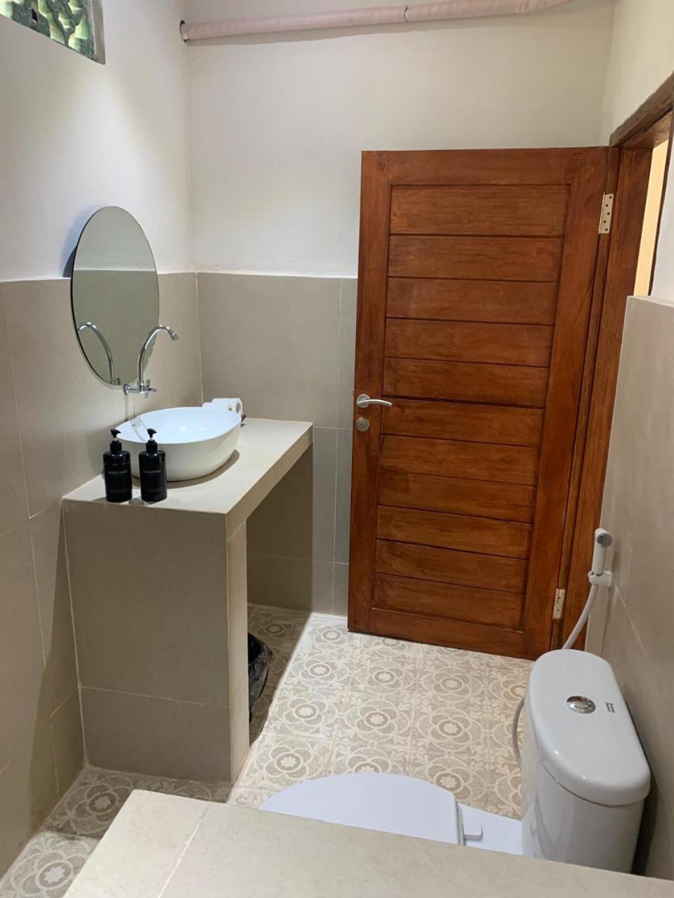 Mangsit Lombok Coconut Hotel מראה חיצוני תמונה